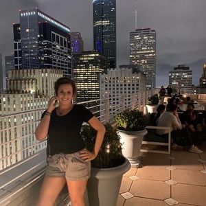 Meet your Posher, Samantha